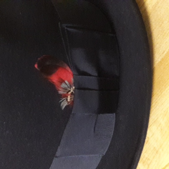 Vintage Tardy Custom Hatter Men's  Black Fedora Hat with Red Feather - Picture 9 of 11